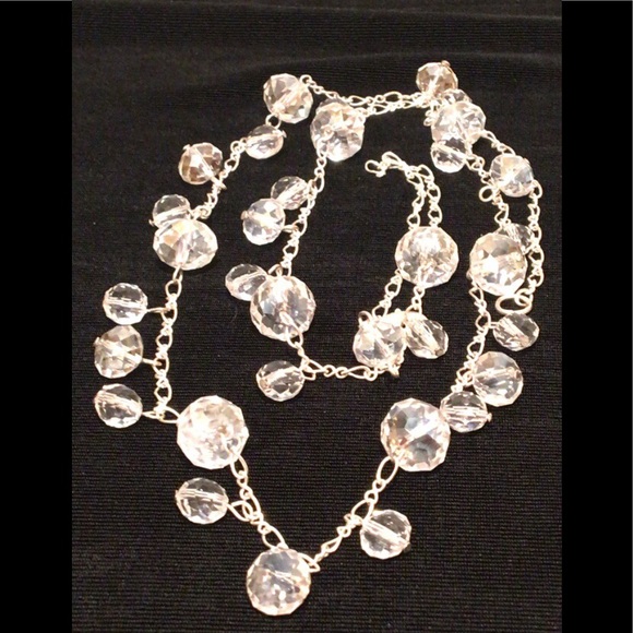 💥HP💥Lovely 1990’s 30” Crystal & Silver Necklace - Picture 5 of 7
